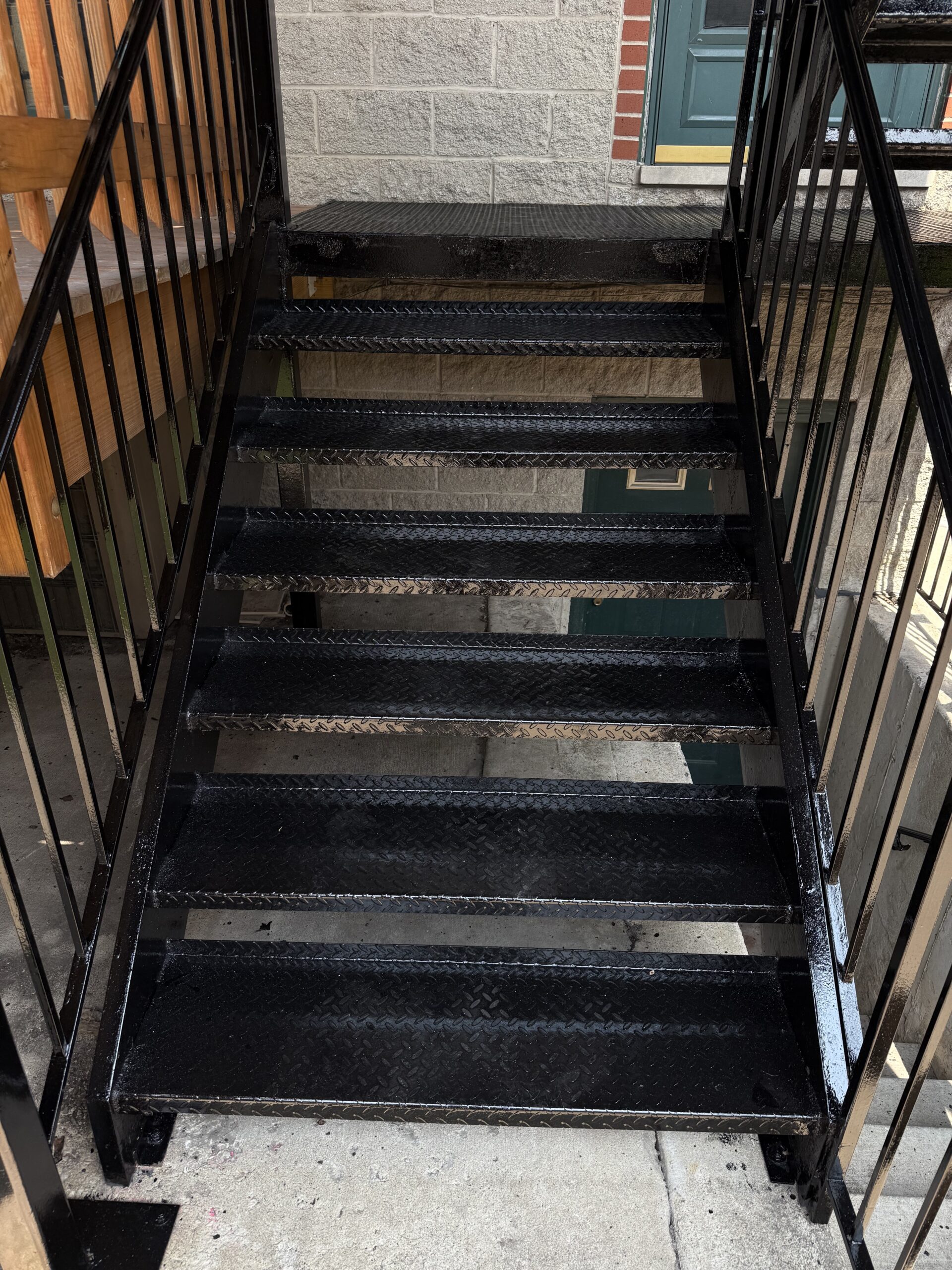 chicago-metal-stair-landing-plate-replacement-before-everpeak-exteriors-7.jpg chicago-metal-stair-landing-plate-replacement-before-everpeak-exteriors-7.jpg